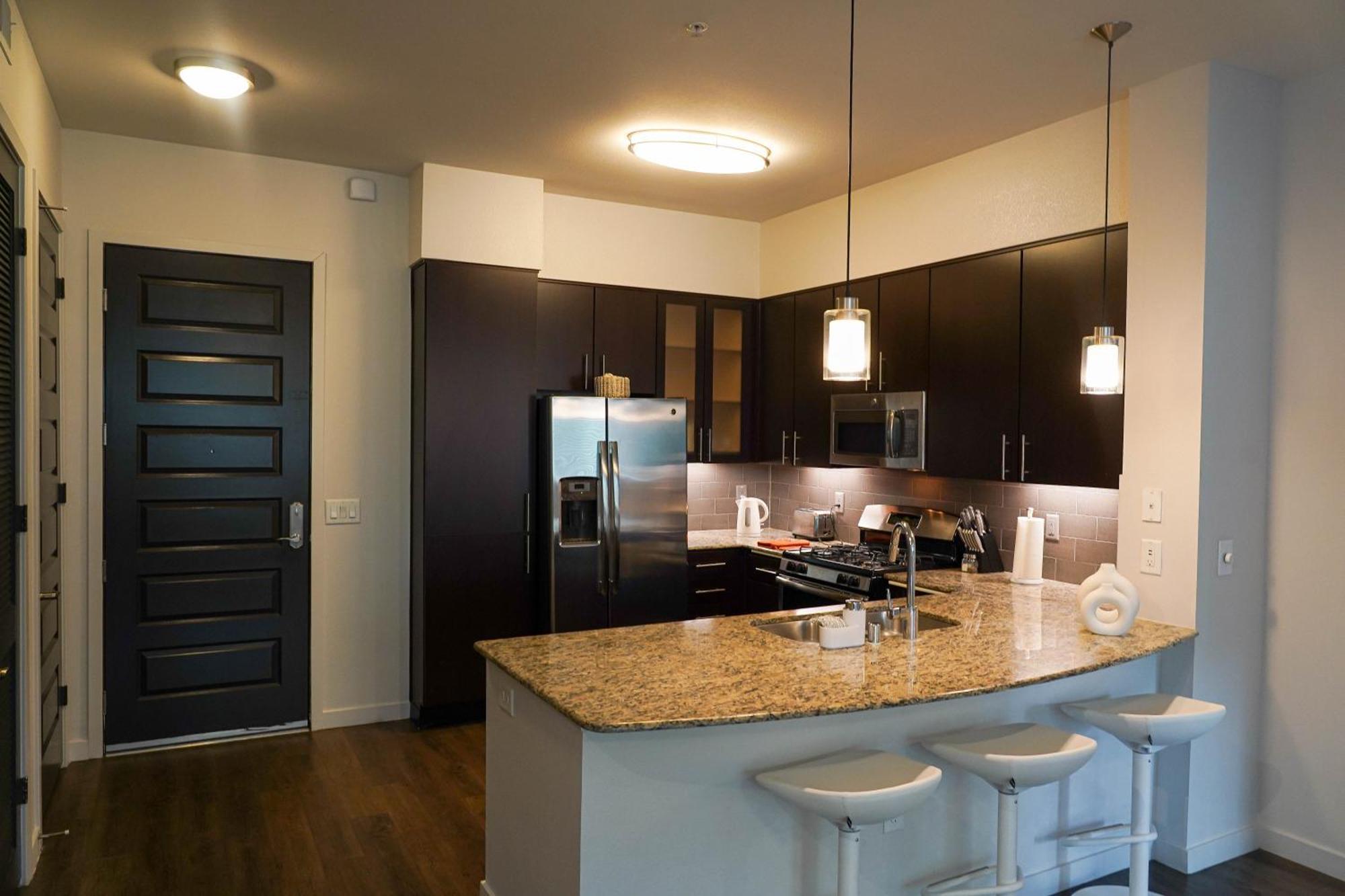 Luxury Designed 2 Bedrooms Part Hotel In Woodland Hills Ca Los Angeles Bagian luar foto