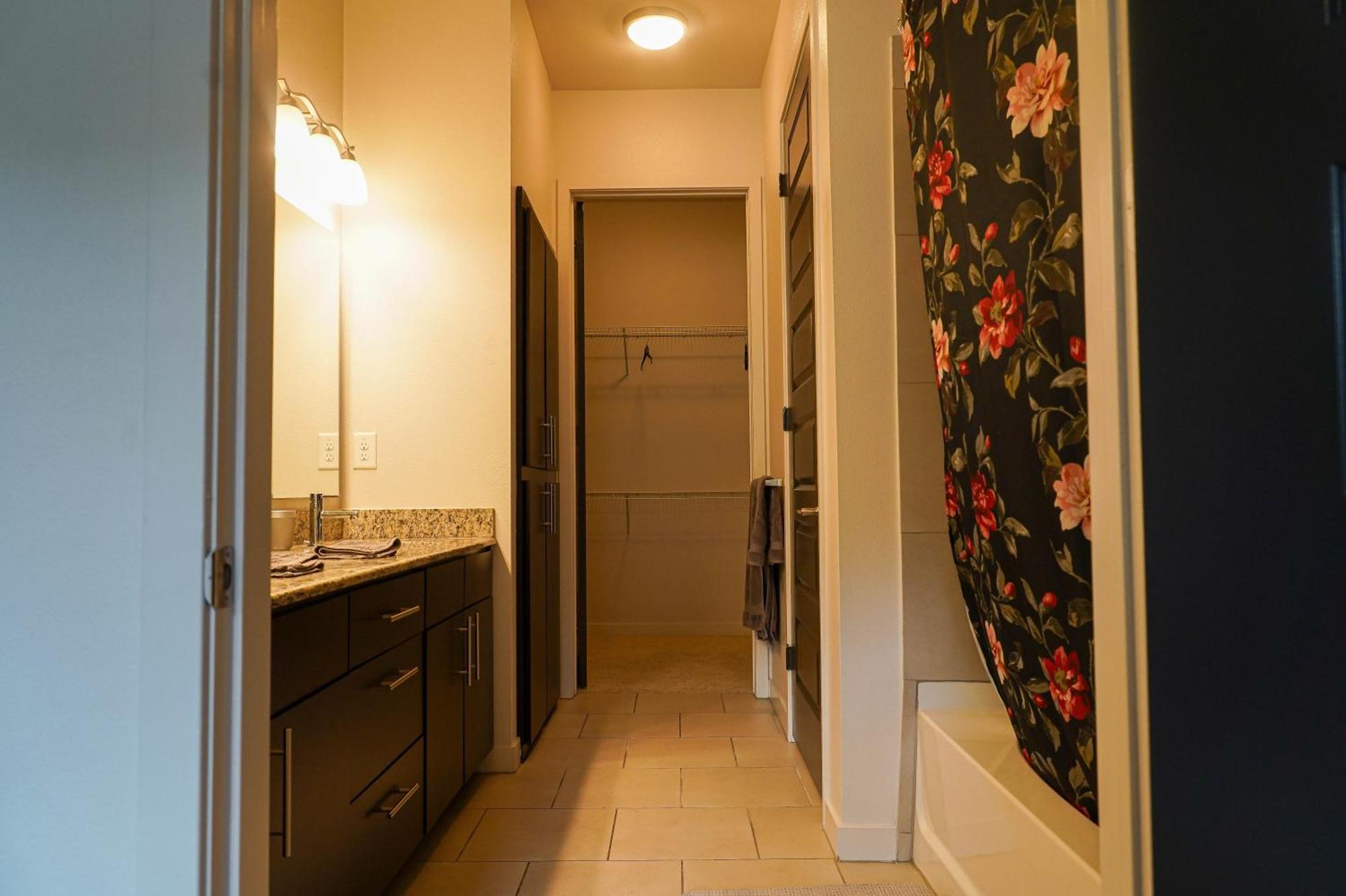 Luxury Designed 2 Bedrooms Part Hotel In Woodland Hills Ca Los Angeles Bagian luar foto